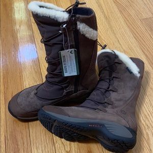 NEVER WORN MERRELL BOOTS!